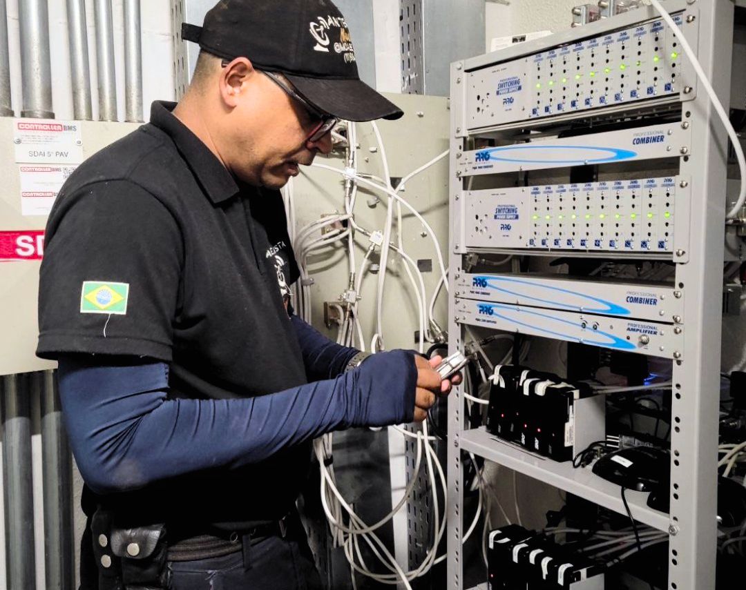 instalando sistemas de antenas coletivas